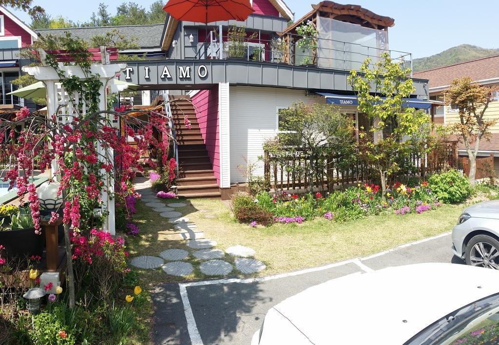 Gyeongju Tiamo Pension Luaran gambar