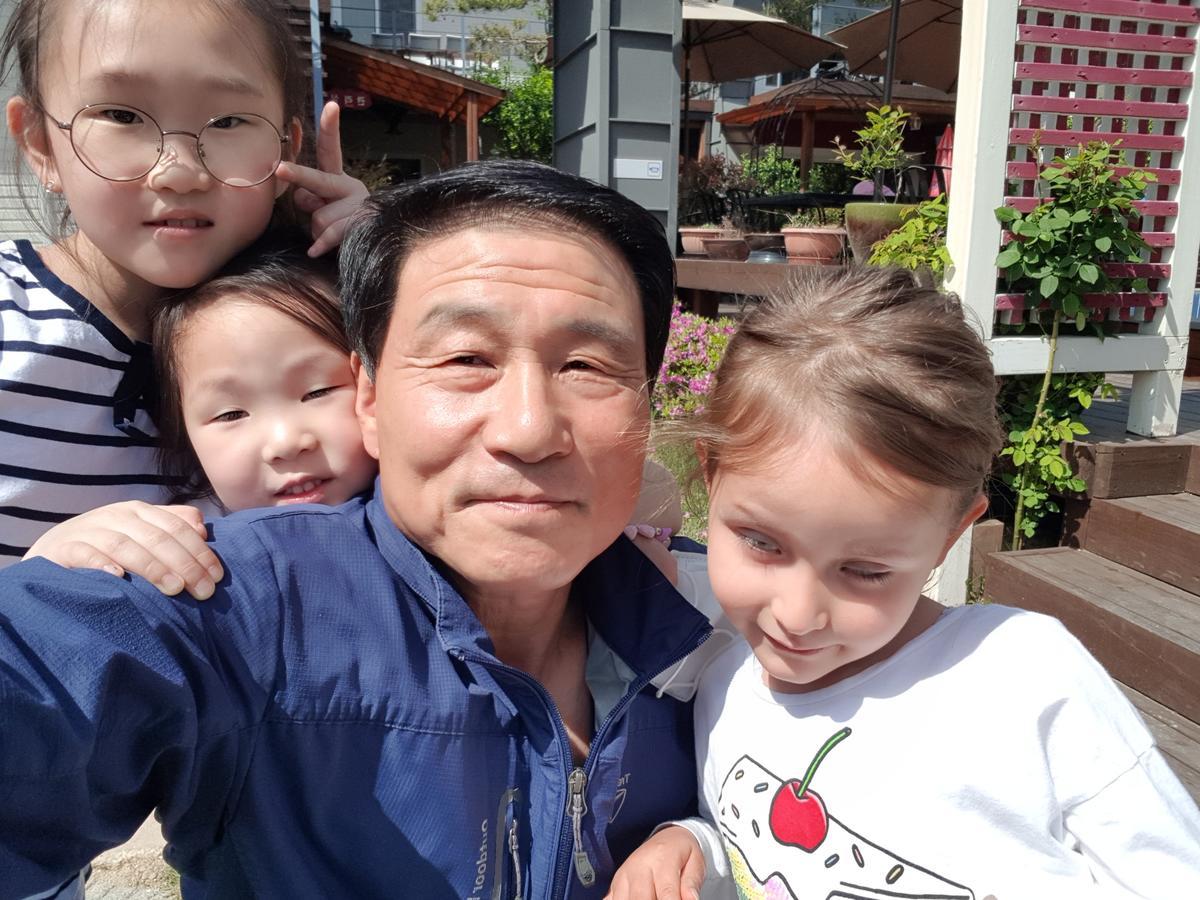 Gyeongju Tiamo Pension Luaran gambar